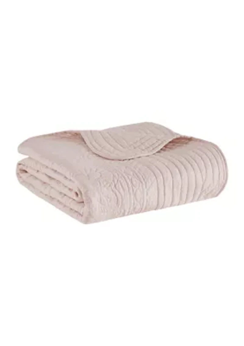 Tuscany Oversized Quilted Throw with Scalloped Edges