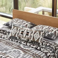 Harding Star Hug Pillow