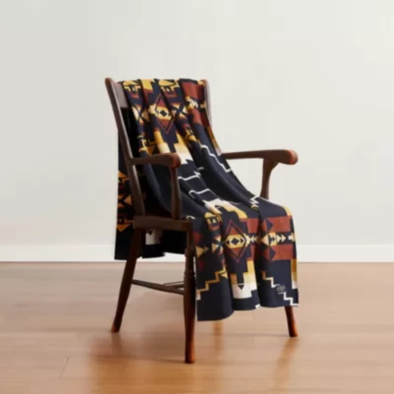 Four Corners Throw
