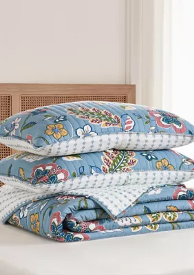 Jacella Quilt Set