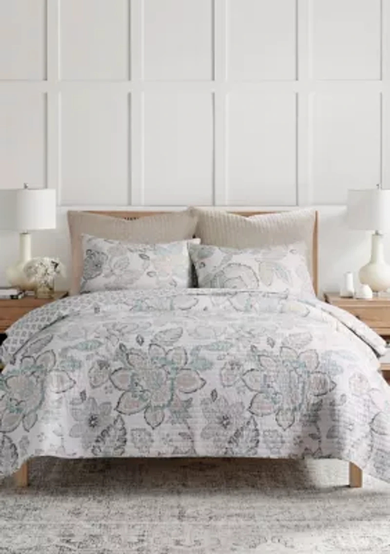 Clarienne Quilt Set
