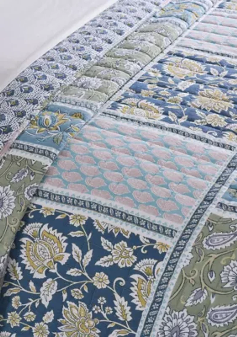Corian Quilt Set