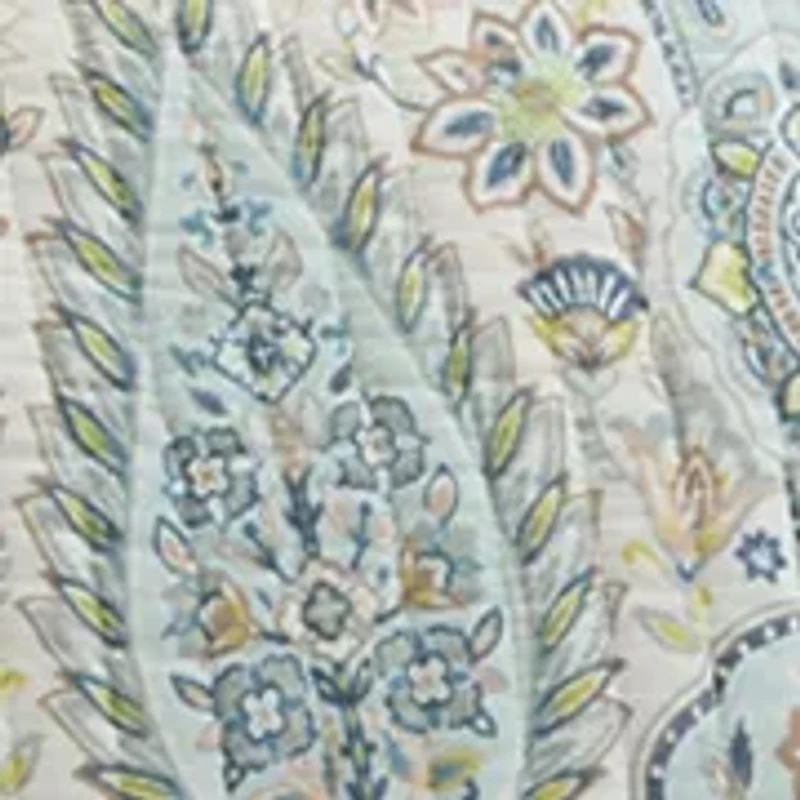 Emel Reversible Quilt Set