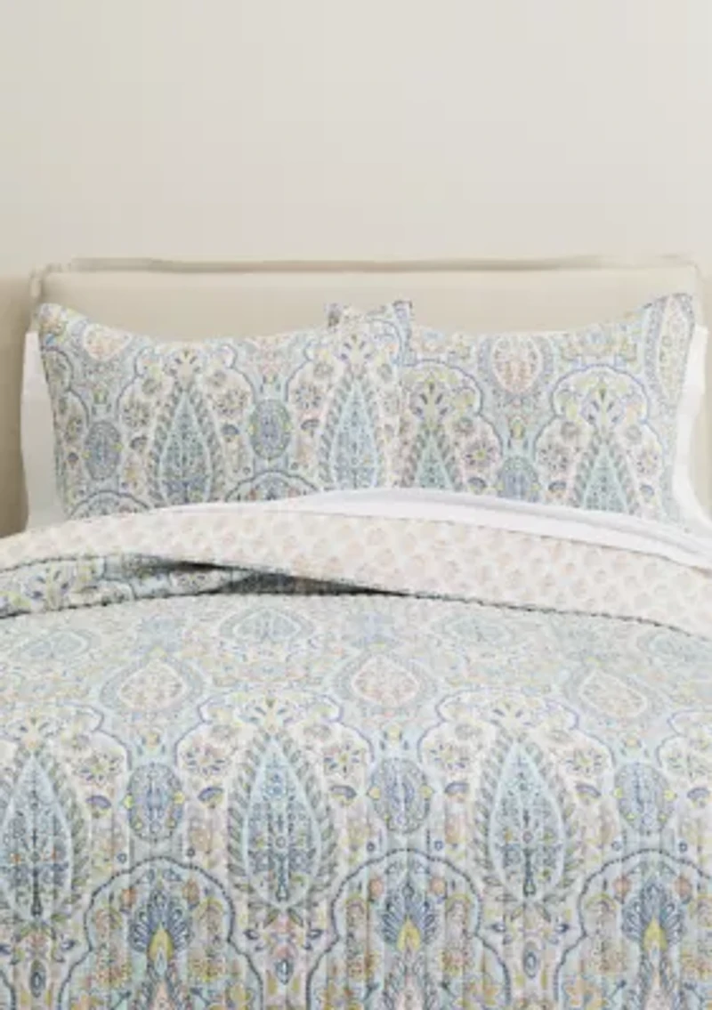 Emel Reversible Quilt Set