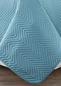 Trista Chevron Stitch Quilt Set