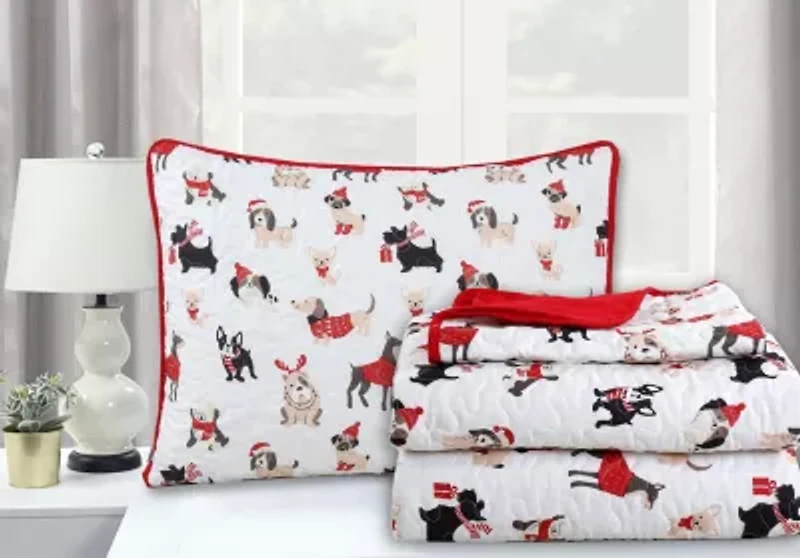 Puppies Holiday Wear 2-piece Quilt Set