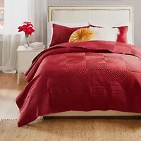 Riviera Velvet Red Quilt Set
