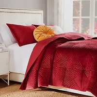 Riviera Velvet Red Quilt Set