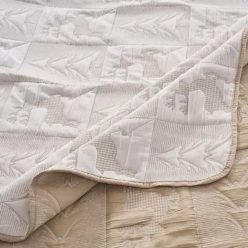 Reindeer Games Coverlet Set