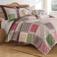 Priya Quilt Set