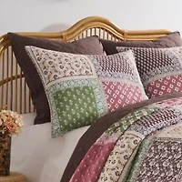 Priya Quilt Set