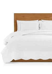 Scalloped Quilt Set