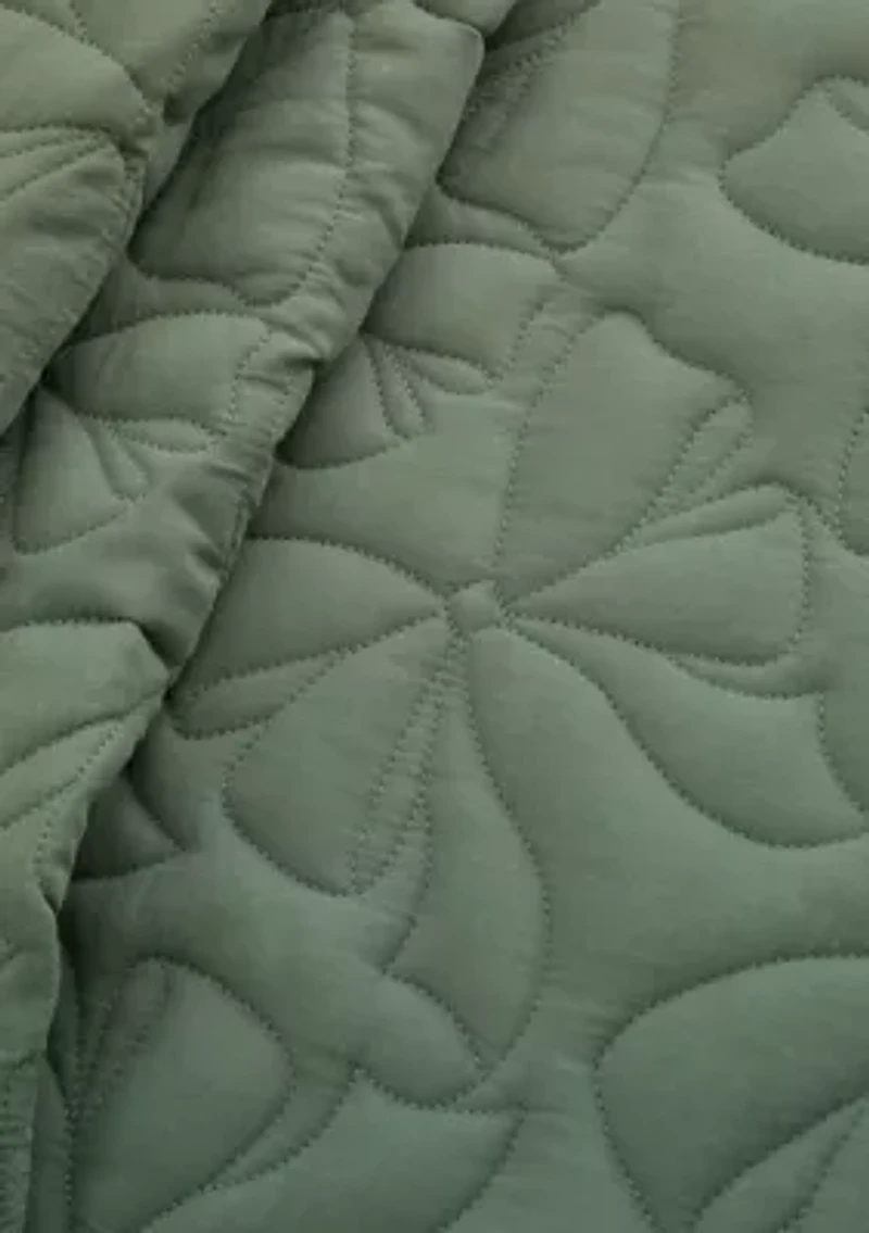 Evergreen Bow Stitched Quilt Set
