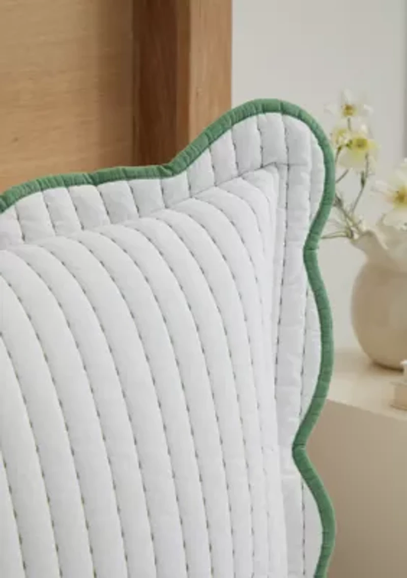 Scallop Trim Stitched Quilt Set
