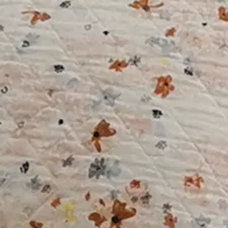 Amelia Floral Quilt Set