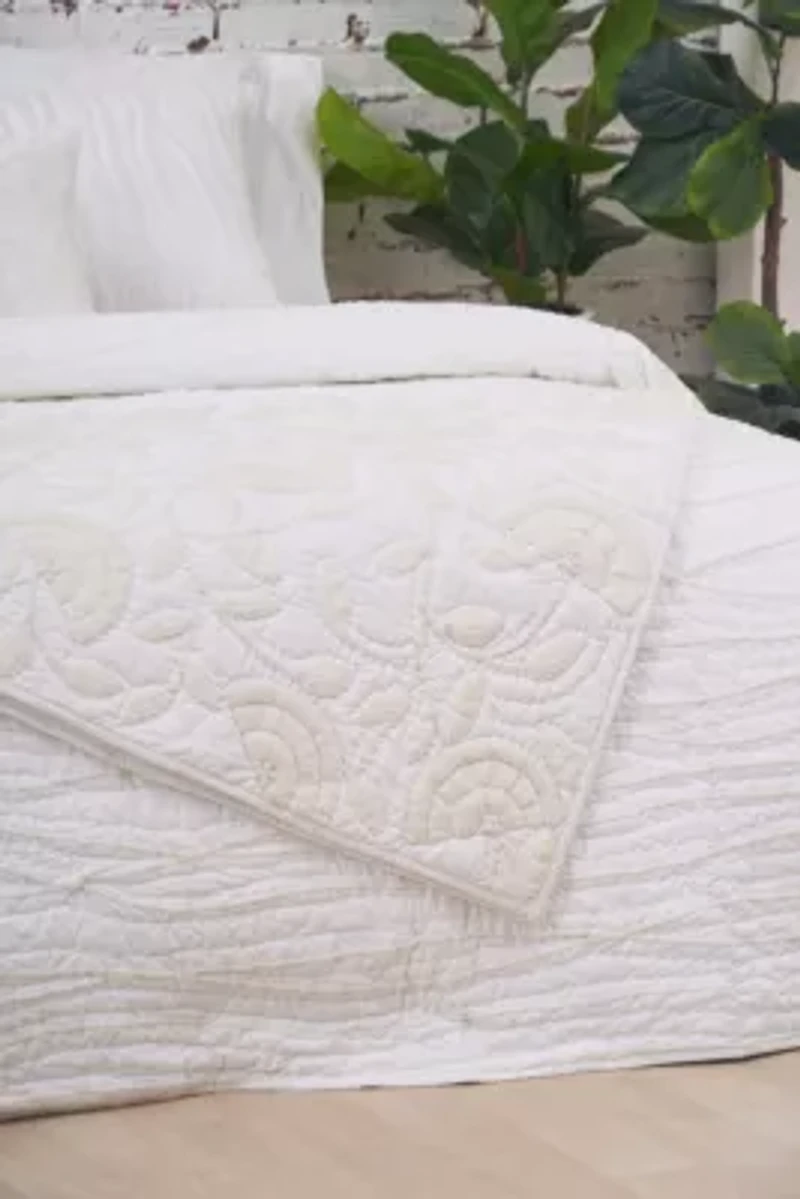 Runa Botanical White Throw Blanket