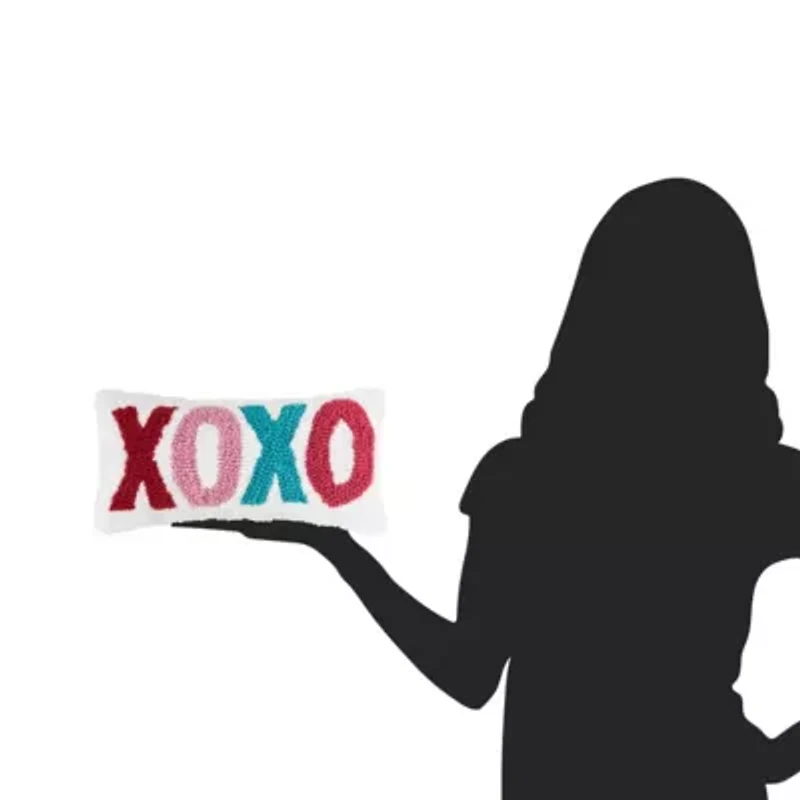 XOXO Hooked Pillow 6" x 12"