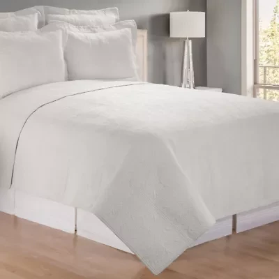 Jacqueline Full/Queen Matelassé Quilt