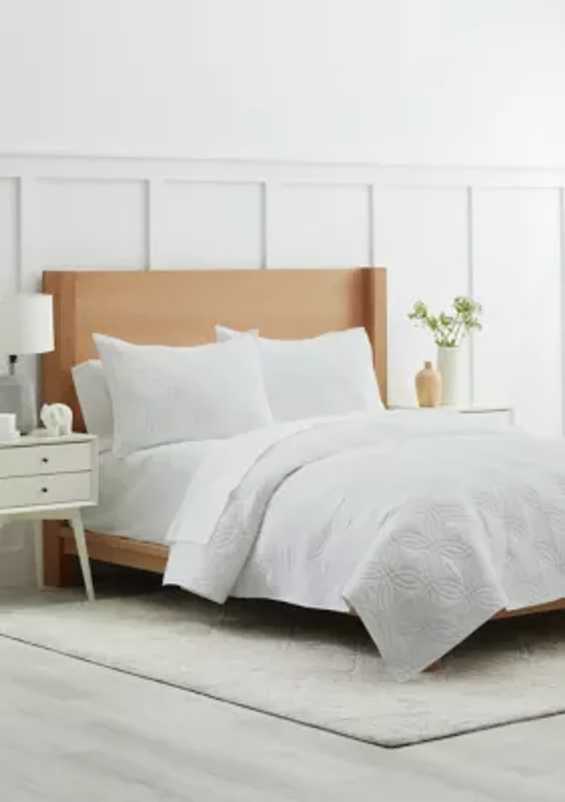 Eternity Three Piece Quilt Set