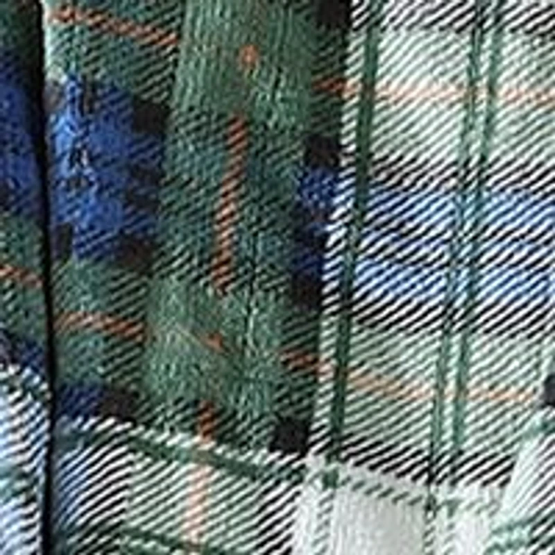 Patterned Heated Throw Blanket