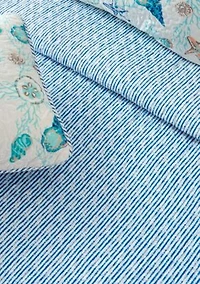 Blue Seashell Quilt Set