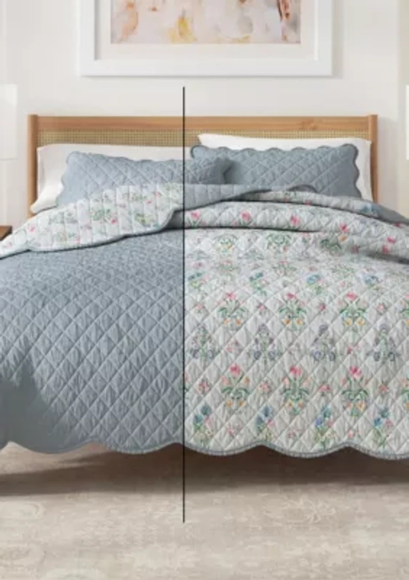 Blue Floral Scalloped Quilt Set