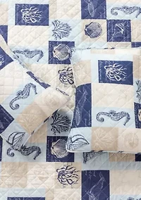Coastal-Themed Patchwork Quilt Set