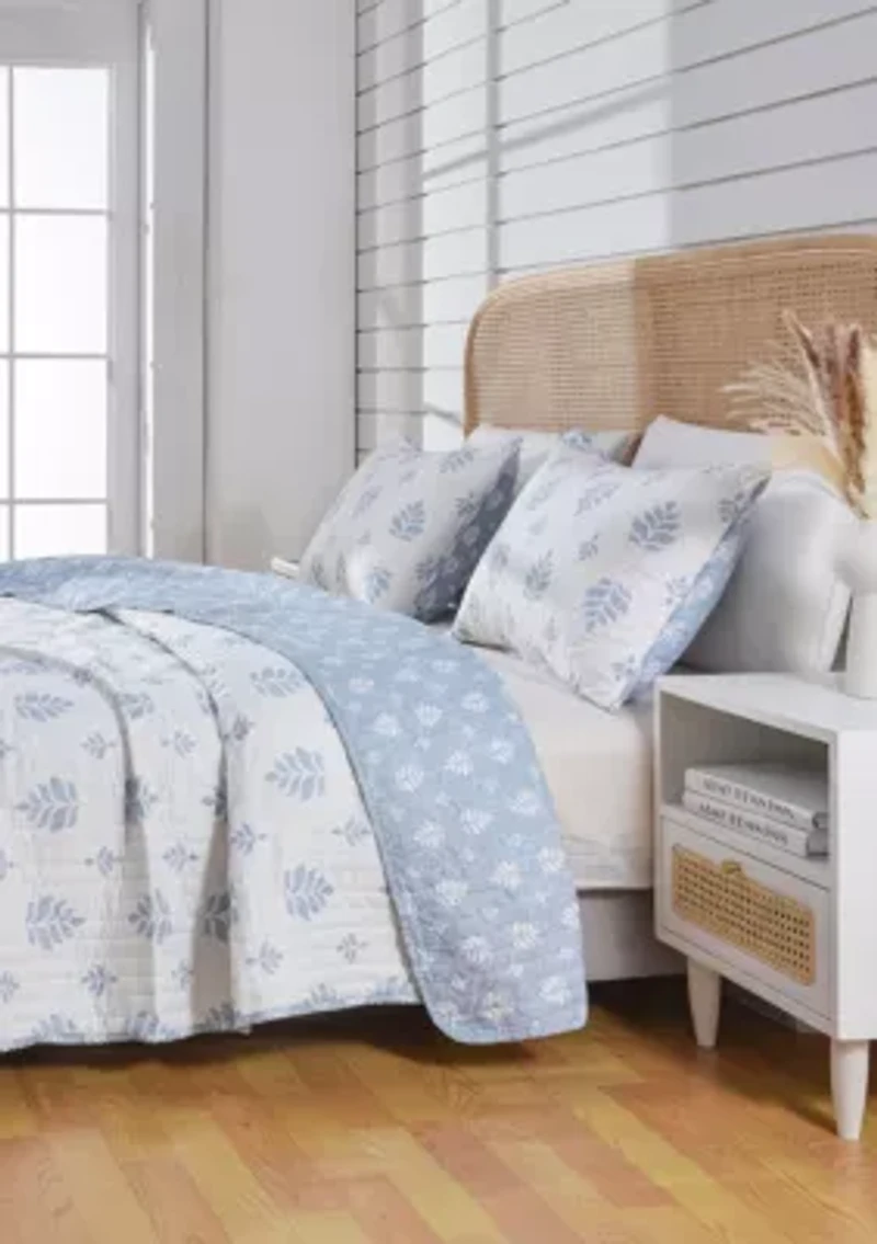 French Floral Quilt Set