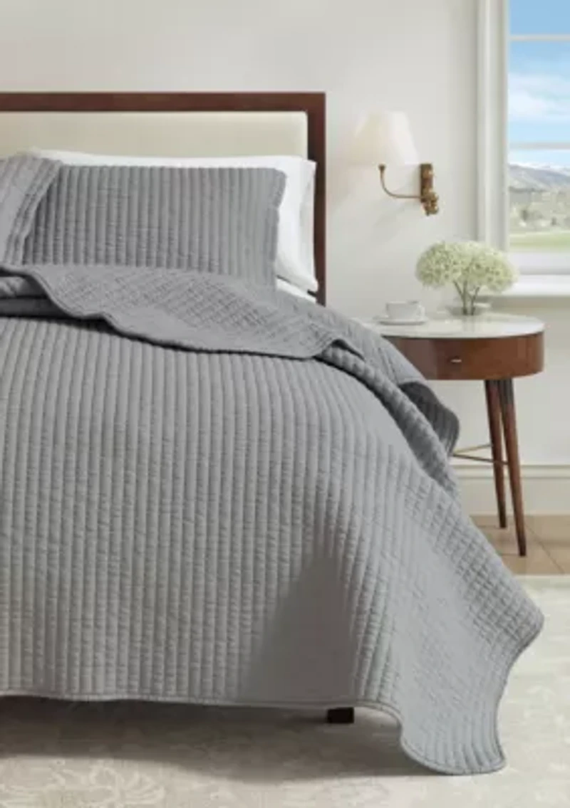 Solid Stitched Quilt Set