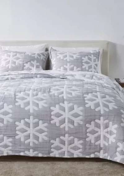 Snowflake Stitched Quilt Set