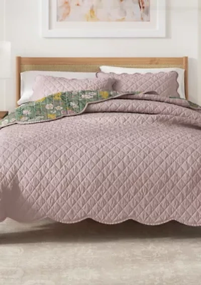 Floral Scalloped Cotton Quilt and Sham Set