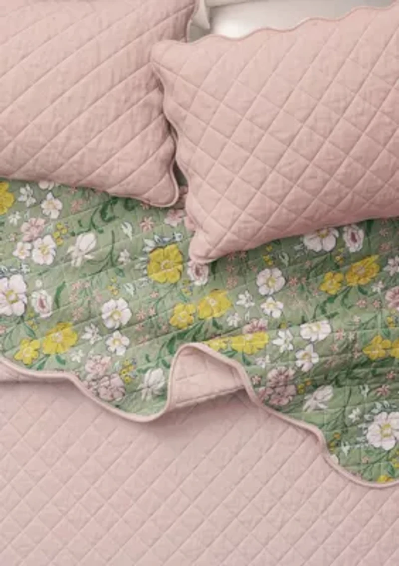 Floral Scalloped Cotton Quilt and Sham Set