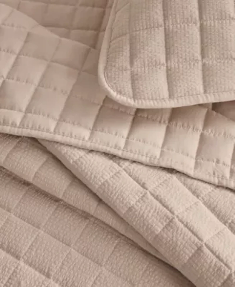 Seersucker Quilt Set With Shams