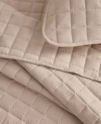 Seersucker Quilt Set With Shams