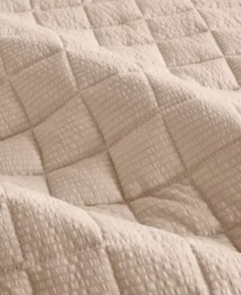 Seersucker Quilt Set With Shams