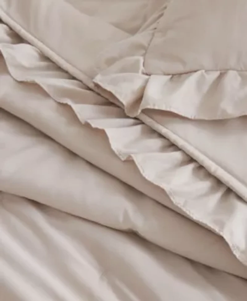 Dot Stitch Ruffled Quilt Set With Shams