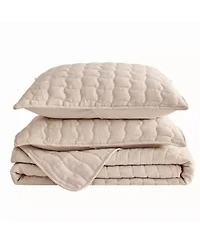 Gauze-Like Wave Stitched Quilt Set With Shams