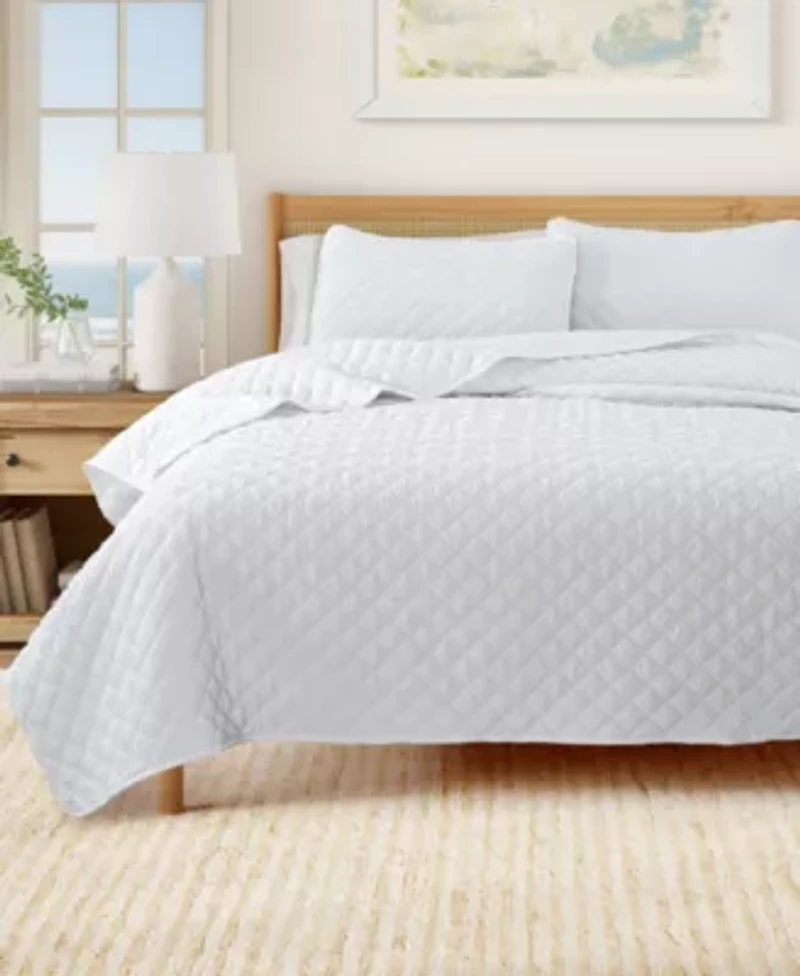 Diamond Textured Quilt Set With Shams