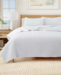 Diamond Textured Quilt Set With Shams