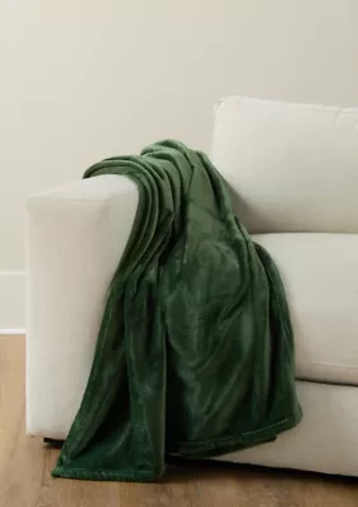 Solid Holiday Plush Throw Blanket
