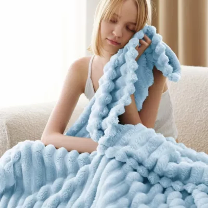 GentleSoft™ Wide Ribbed Plush Blanket