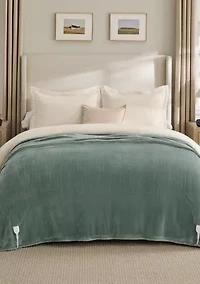 Solid Plush Heated Throw Blanket