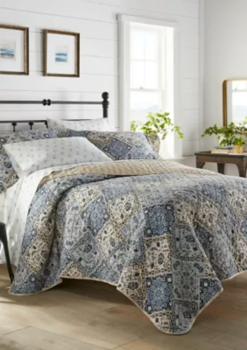 Arell 3-Piece Floral Cotton Quilt Set