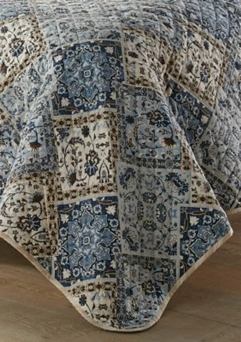 Arell 3-Piece Floral Cotton Quilt Set