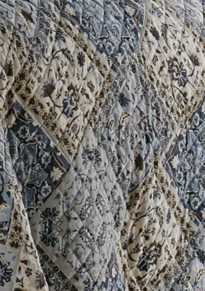 Arell 3-Piece Floral Cotton Quilt Set