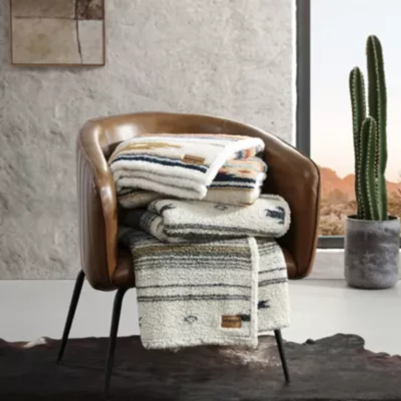 Coytoe Sands Microfiber Throw Blanket