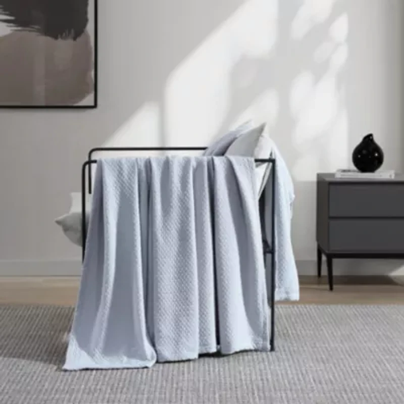 VW Matelesse Cotton Blanket