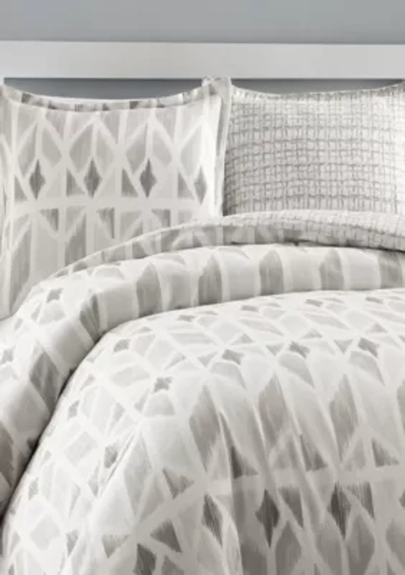 Grayson Bedding Collection