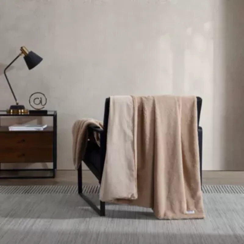 KCRFaux Fur Solid Microfiber Throw