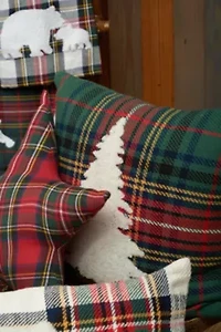 18" x 18" Green Lennox Tree Throw Pillow